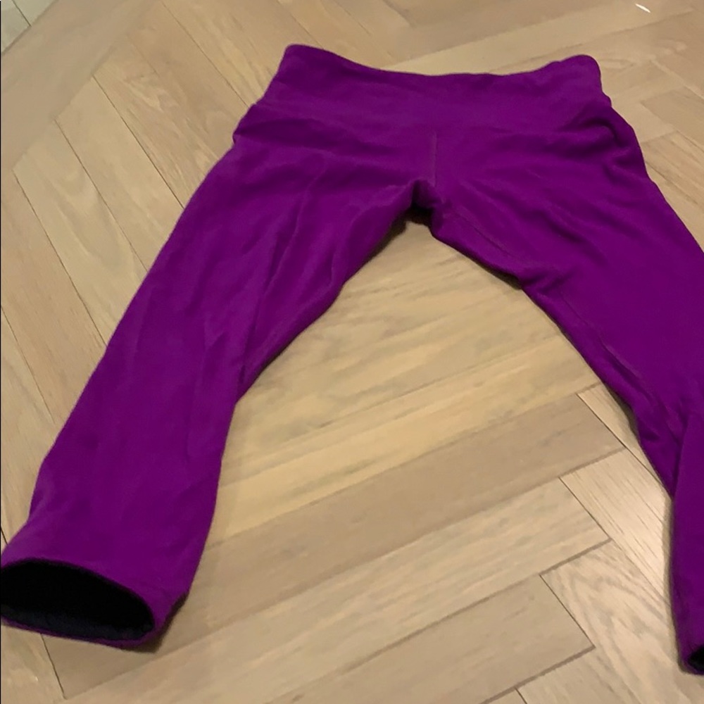 Reversible lulu lemon cropped leggings